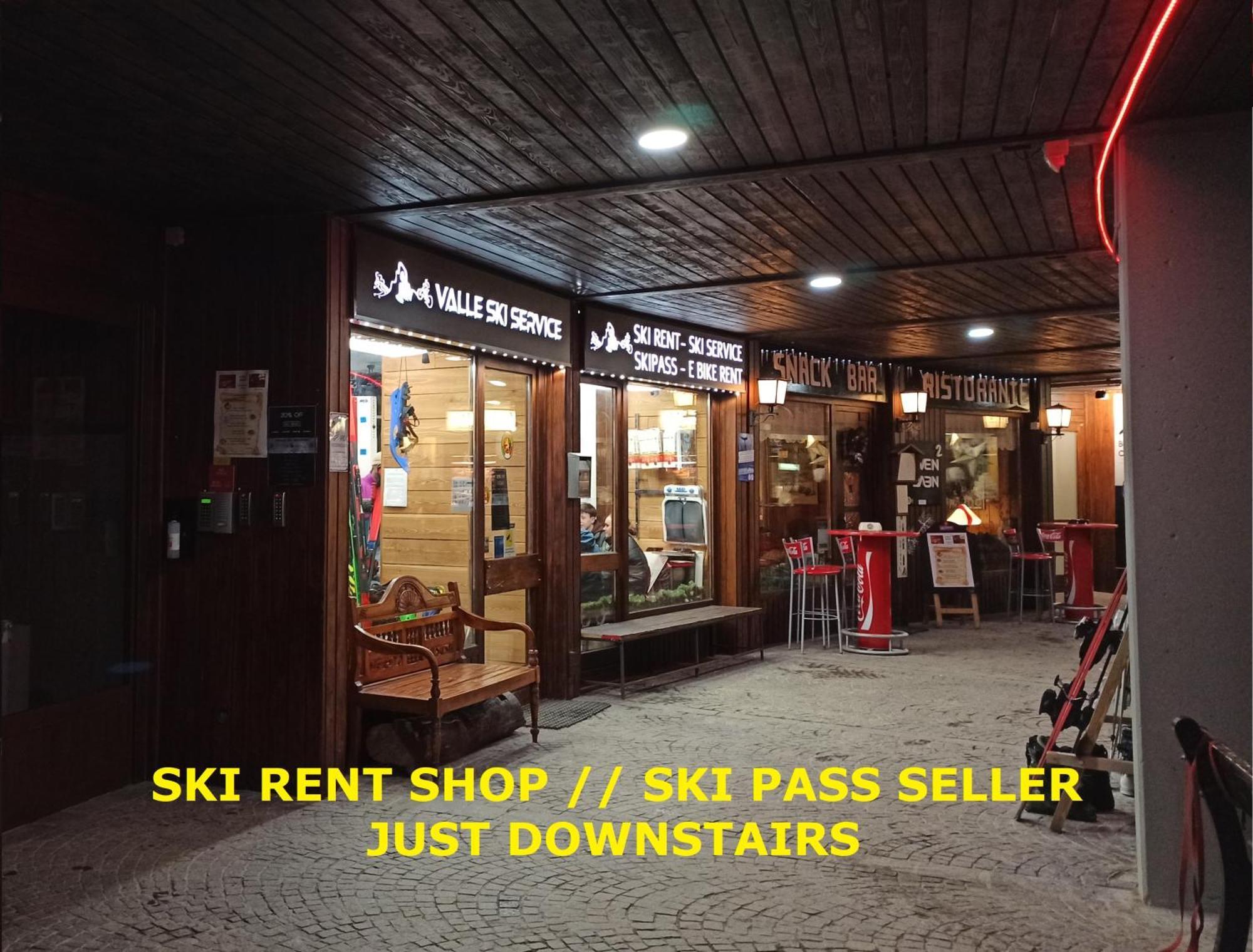 Orange Fox Cervinia Apartment Vda Vacanze In Vetta Cir 0185 เบรยล์-แชร์วิเนีย ภายนอก รูปภาพ