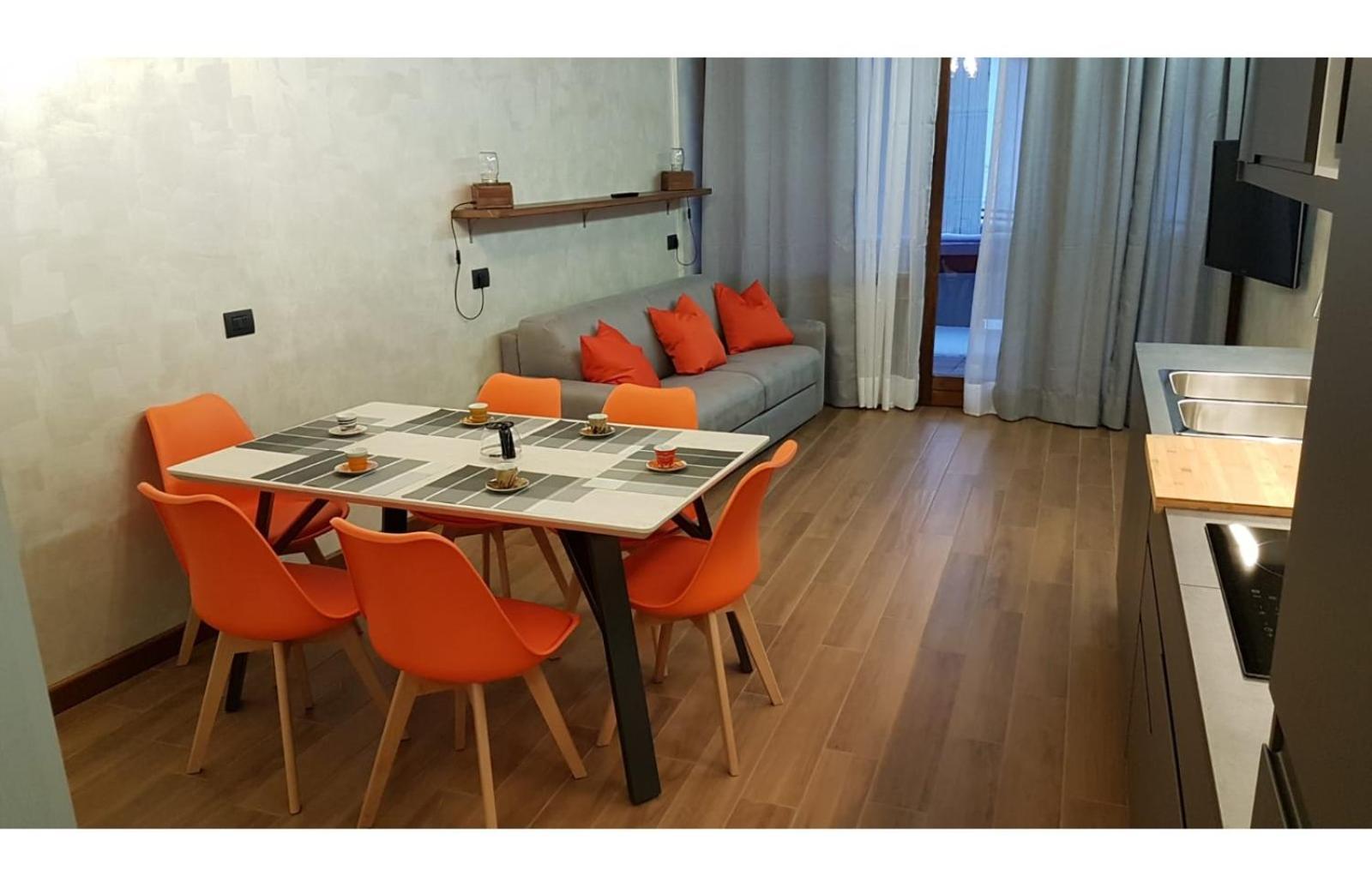 Orange Fox Cervinia Apartment Vda Vacanze In Vetta Cir 0185 เบรยล์-แชร์วิเนีย ภายนอก รูปภาพ