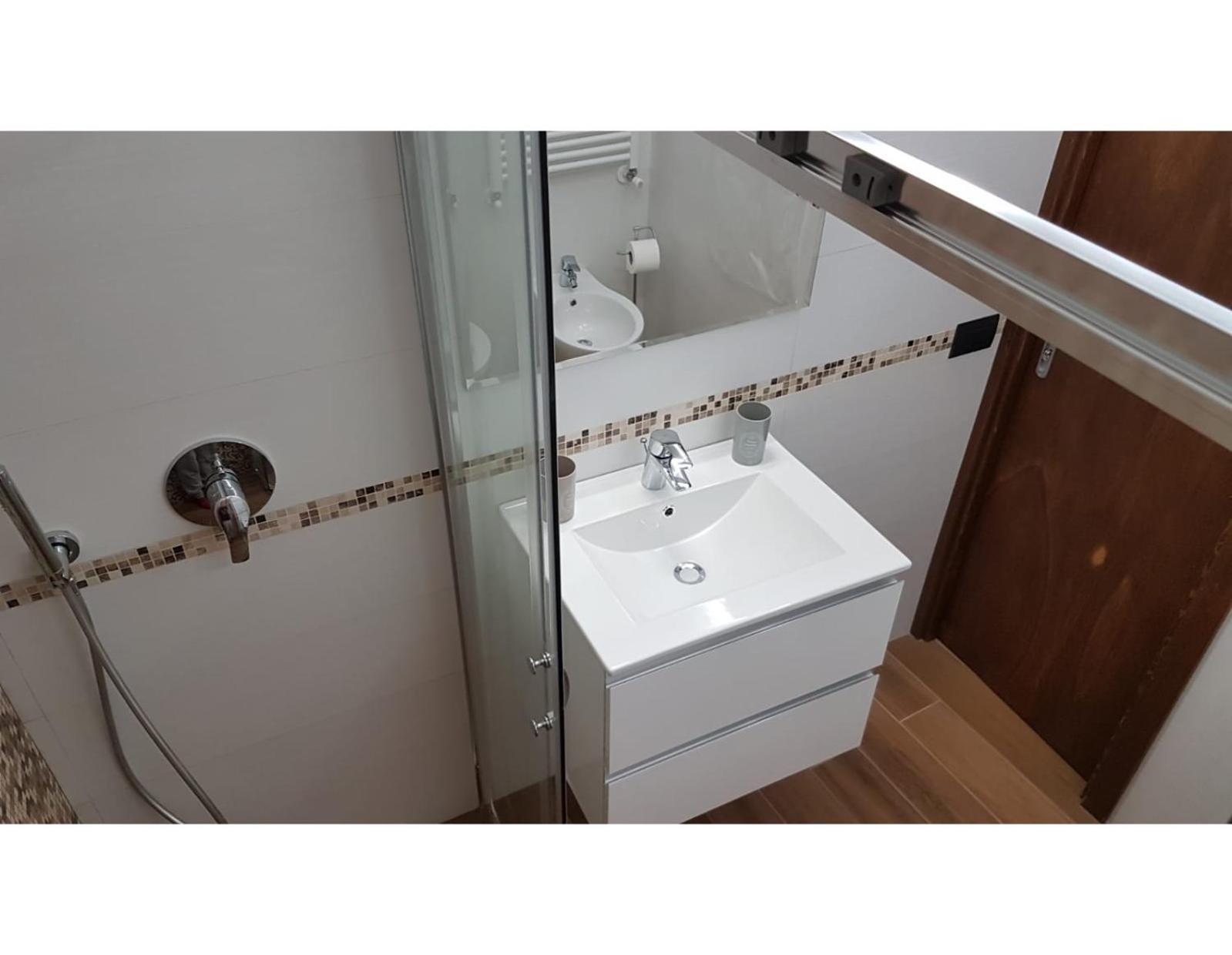 Orange Fox Cervinia Apartment Vda Vacanze In Vetta Cir 0185 เบรยล์-แชร์วิเนีย ภายนอก รูปภาพ